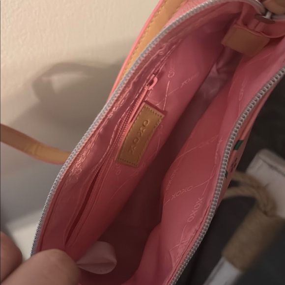 XOXO Pink and Tan Women's Shoulder Bag - Picture 2 of 2